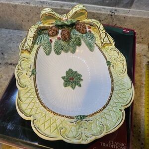 Festive Ceramic Serving Dish with Pinecone Design